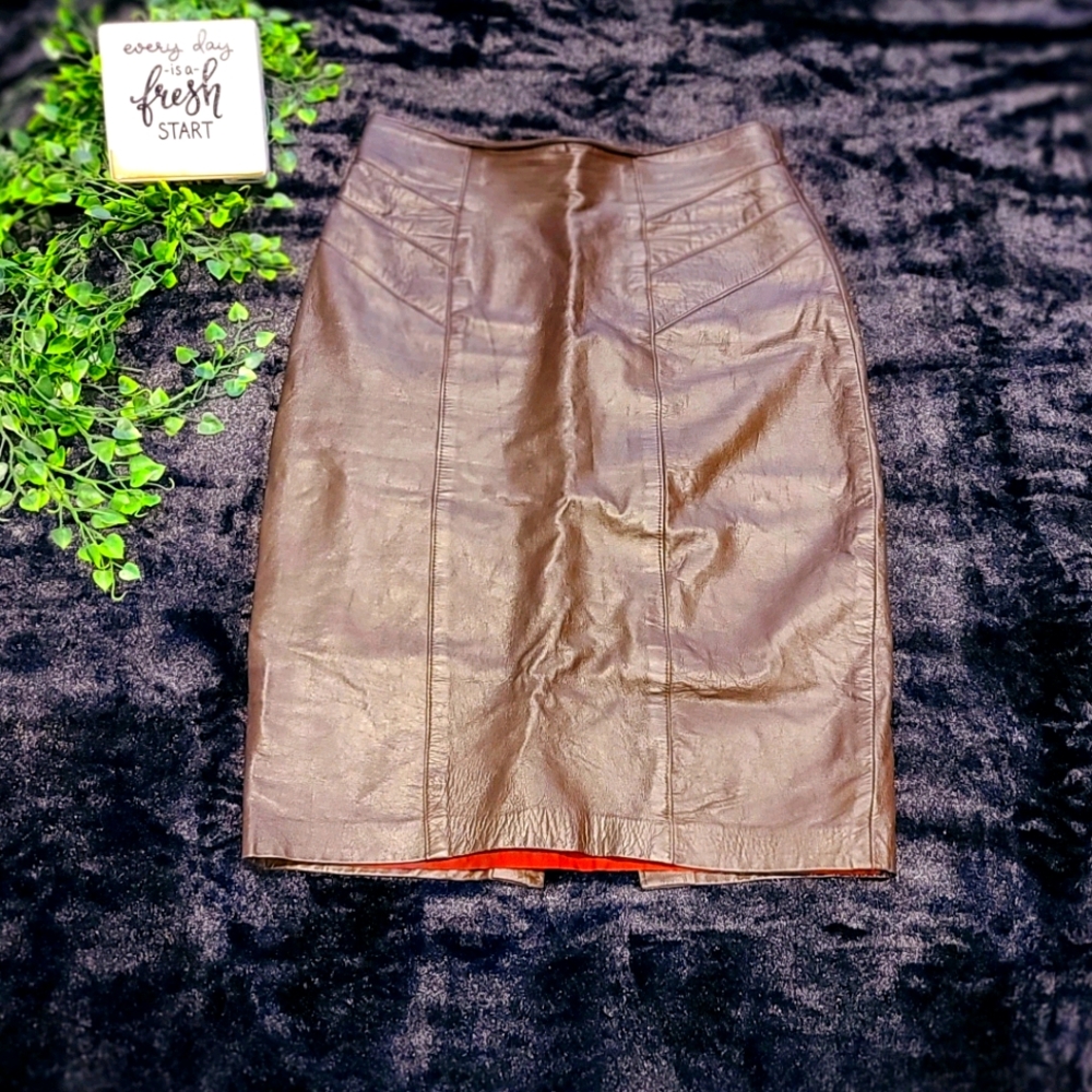 VINTAGE Danier Leather Pencil Skirt
